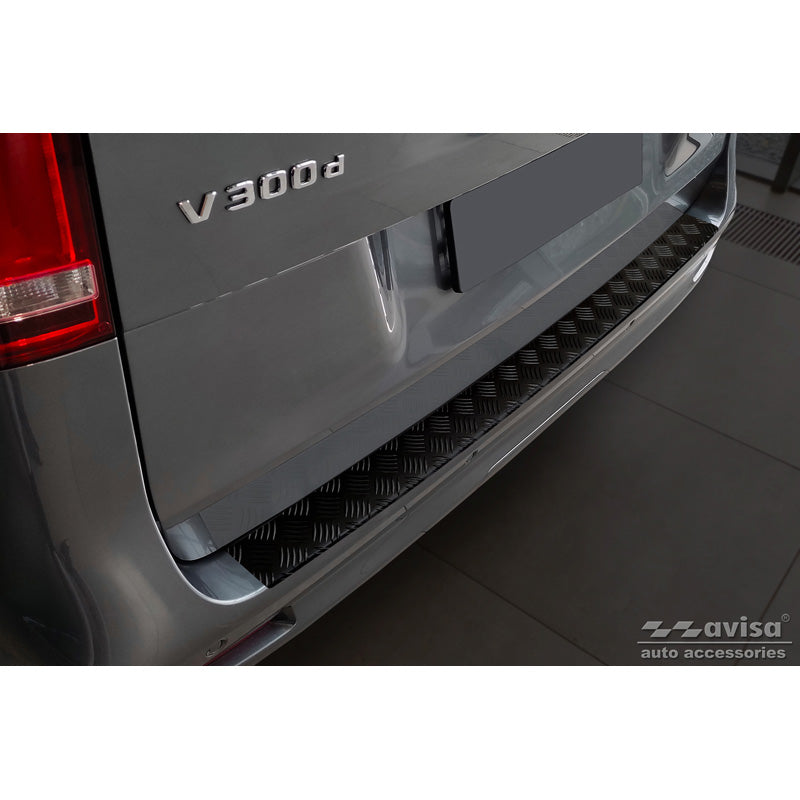 Avisa, Bagkofangerbeskytter, matsort, alu, passer til Mercedes Vito & V-Class 2014-2019 & Facelift 2019- 'Riffled Plate'