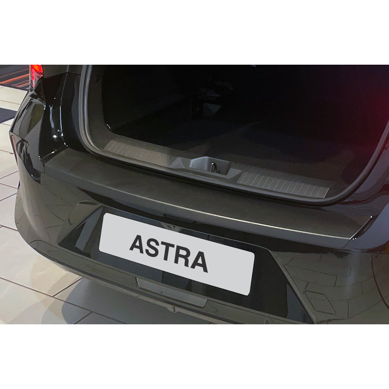 RGM, Bagkofangerbeskytter, ABS plastik, passer til Opel Astra L 5-doors 10/2021- Black