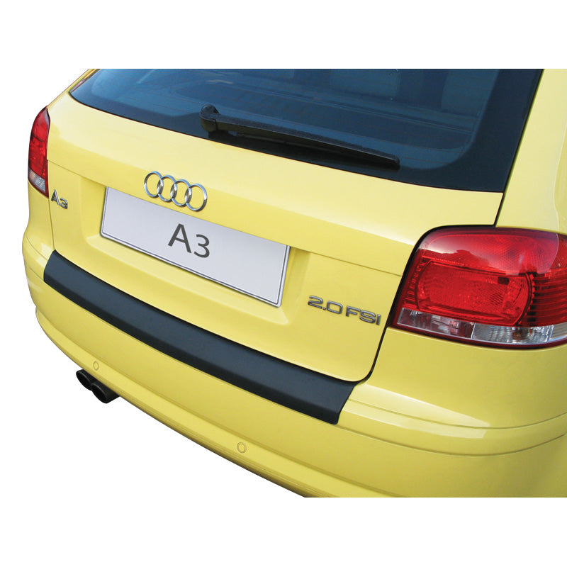 RGM, Bagkofangerbeskytter, ABS plastik, passer til Audi A3 8P 3 doors 2003-2008 Black