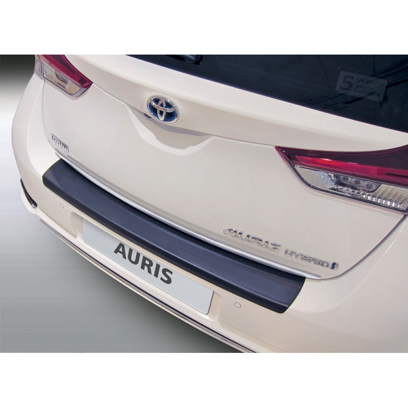 RGM, Bagkofangerbeskytter, ABS plastik, passer til Toyota Auris 5 doors 2015-2019 Black