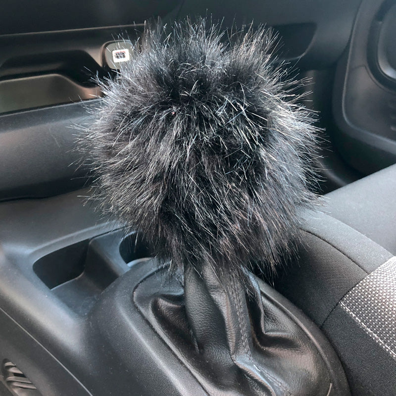 Simoni Racing, Fluffy Fur Gear Knob Cover - Sort